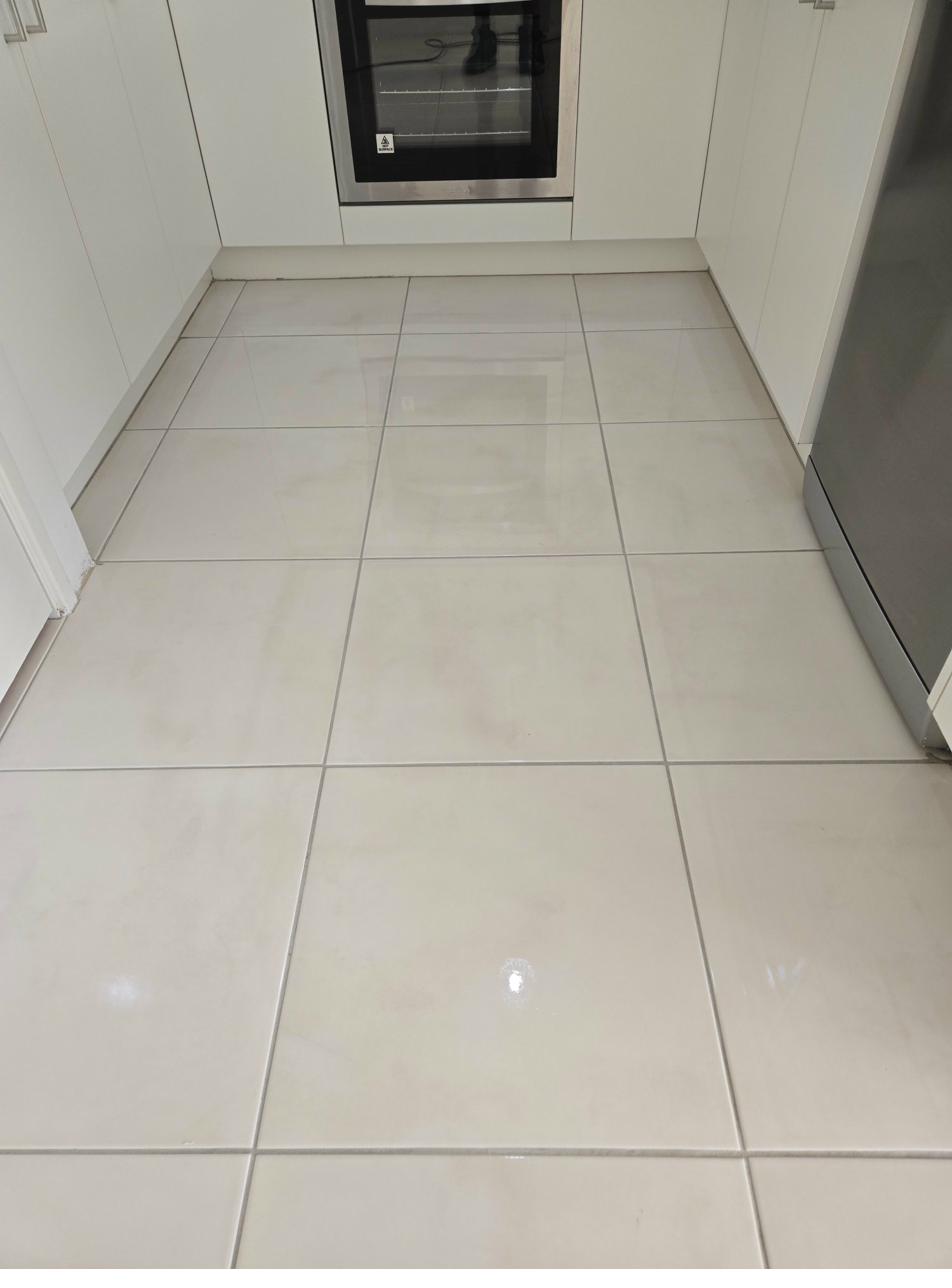 Residential kitchen tiles after grout cleaning
